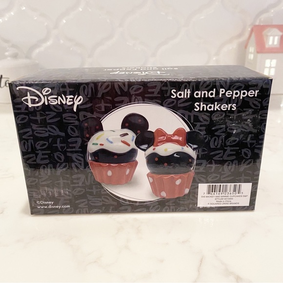 Mickey and Minnie Mouse Salt & Pepper Shakers Cupcake Icing Ceramic - Picture 7 of 7